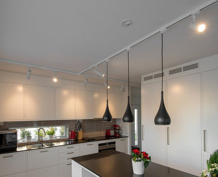 Kitchen-Track-Lighting(France).jpg